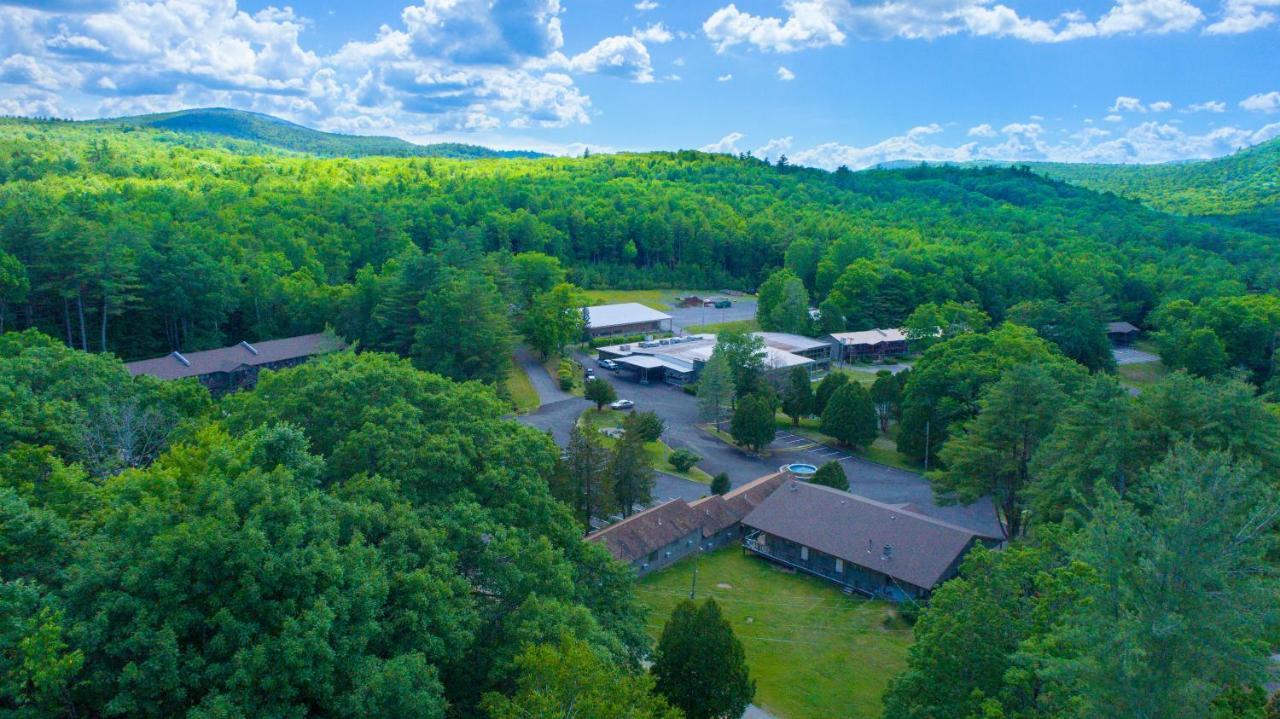 Roaring Brook Ranch Resort Lake George Zewnętrze zdjęcie